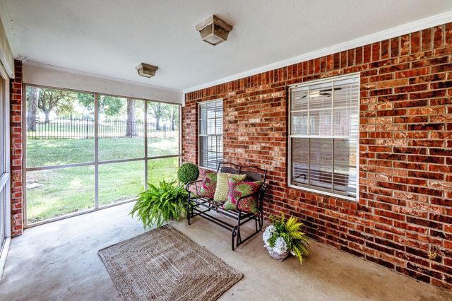 455 Cherry Hills Drive, Huntsville, TX 77340