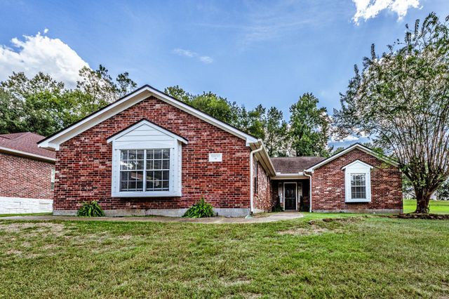 455 Cherry Hills Drive, Huntsville, TX 77340