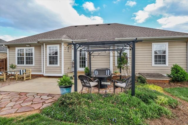 936 Aristides Dr, Bowling Green, KY 42104