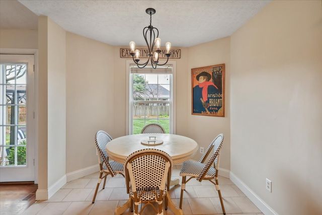 936 Aristides Dr, Bowling Green, KY 42104