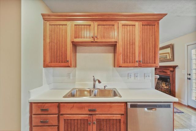 936 Aristides Dr, Bowling Green, KY 42104
