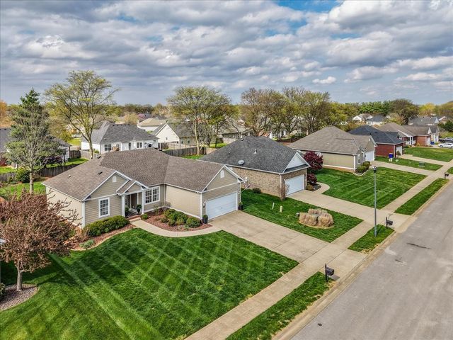 936 Aristides Dr, Bowling Green, KY 42104