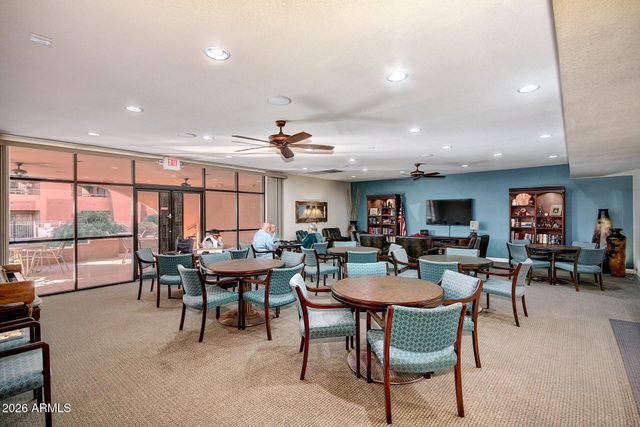 12222 N PARADISE VILLAGE Parkway S 423, Phoenix, AZ 85032