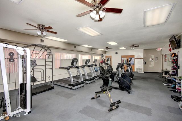 12222 N PARADISE VILLAGE Parkway S 423, Phoenix, AZ 85032