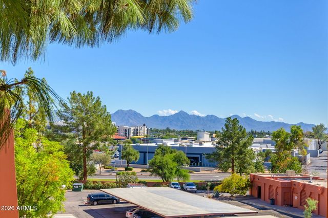 12222 N PARADISE VILLAGE Parkway S 423, Phoenix, AZ 85032
