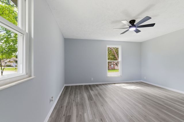 361 Clearlake Dr, W, Nashville, TN 37217