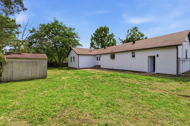 361 Clearlake Dr, W, Nashville, TN 37217