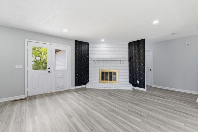 361 Clearlake Dr, W, Nashville, TN 37217