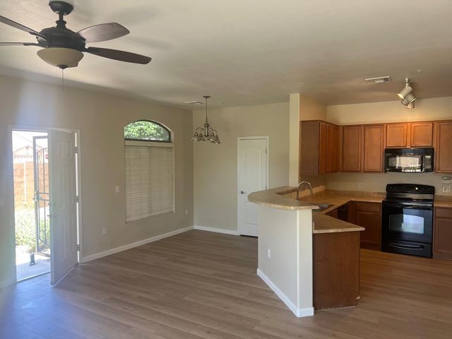 1350 S Greenfield Road Unit 1032, Mesa, AZ 85206