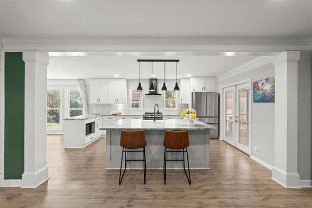 146 Lancelot Way, Lawrenceville, GA 30046