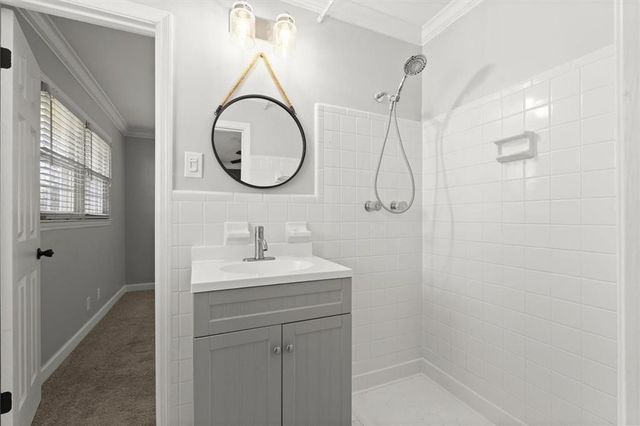 146 Lancelot Way, Lawrenceville, GA 30046