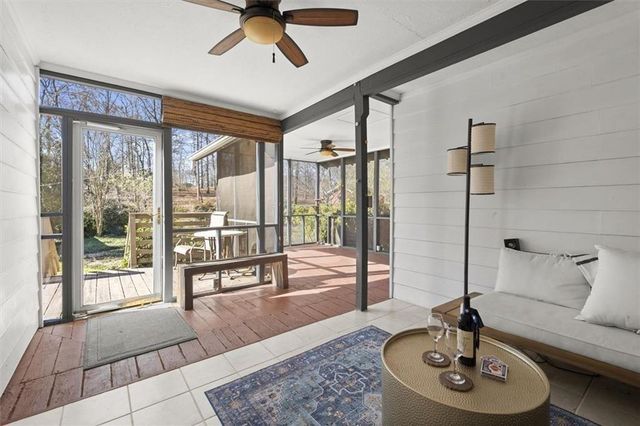 146 Lancelot Way, Lawrenceville, GA 30046