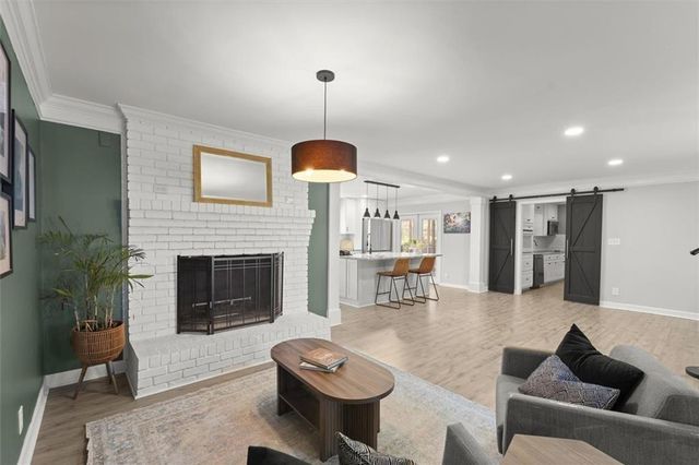 146 Lancelot Way, Lawrenceville, GA 30046