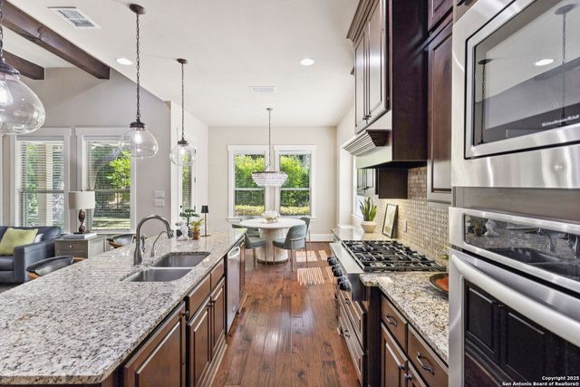 5 Liser Glen, San Antonio, TX 78257