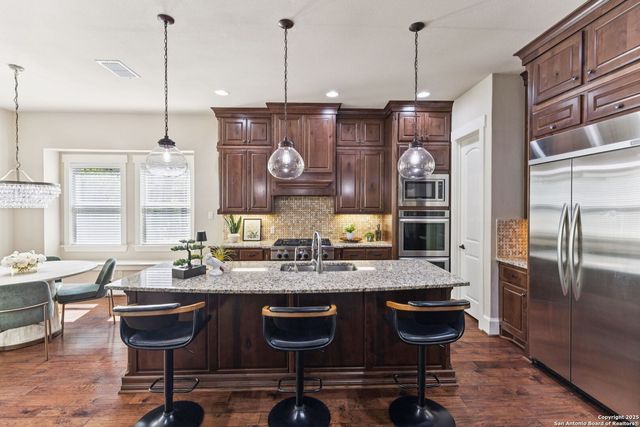 5 Liser Glen, San Antonio, TX 78257