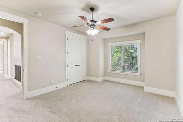 5 Liser Glen, San Antonio, TX 78257