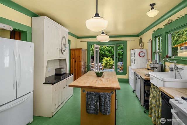 32110 NE 55th Street, Carnation, WA 98014