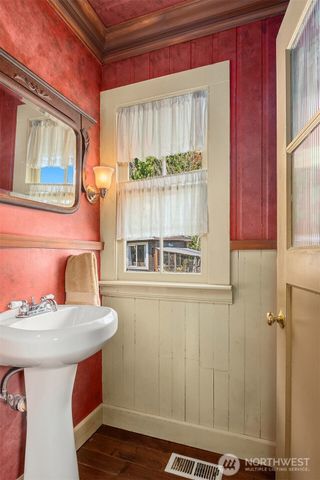 32110 NE 55th Street, Carnation, WA 98014
