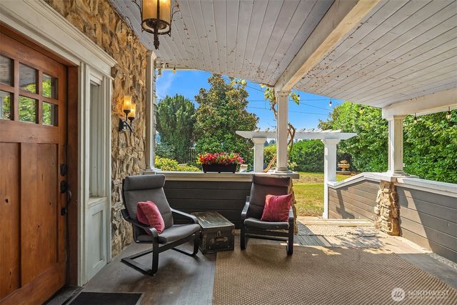32110 NE 55th Street, Carnation, WA 98014