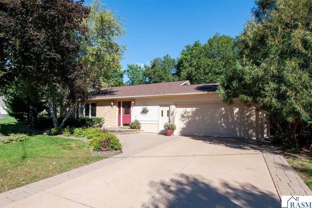 2 Capri Drive, Mankato, MN 56001