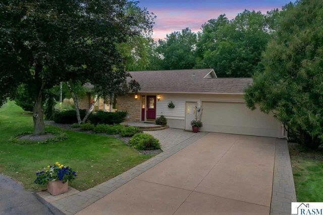 2 Capri Drive, Mankato, MN 56001