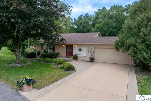 2 Capri Drive, Mankato, MN 56001