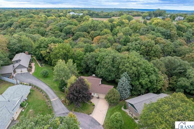 2 Capri Drive, Mankato, MN 56001