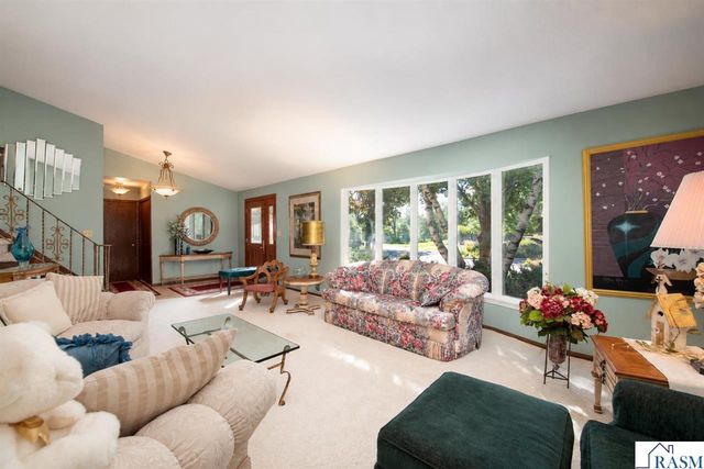 2 Capri Drive, Mankato, MN 56001