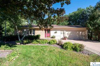 2 Capri Drive, Mankato, MN 56001