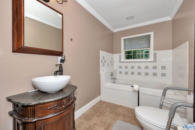16712 Brooks Drive, Athens, AL 35611