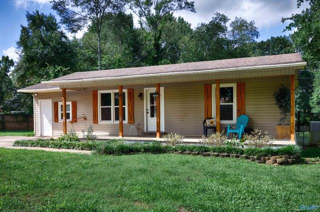 16712 Brooks Drive, Athens, AL 35611