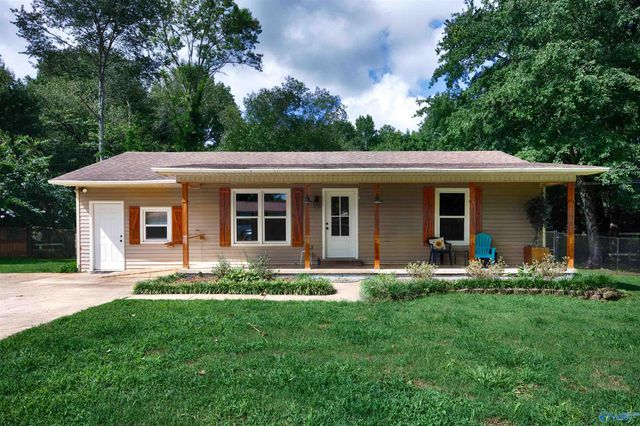 16712 Brooks Drive, Athens, AL 35611