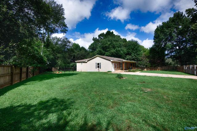 16712 Brooks Drive, Athens, AL 35611