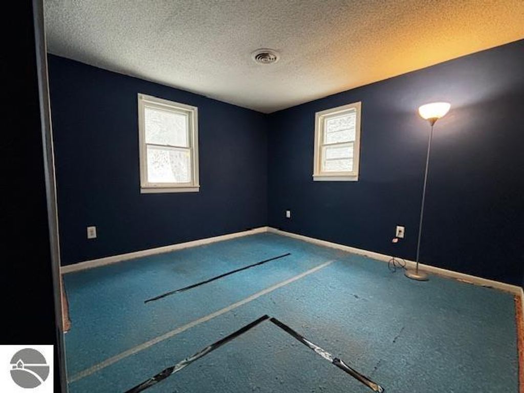 Image 8 of property listing at 7102 S M-88, Bellaire, MI 49615