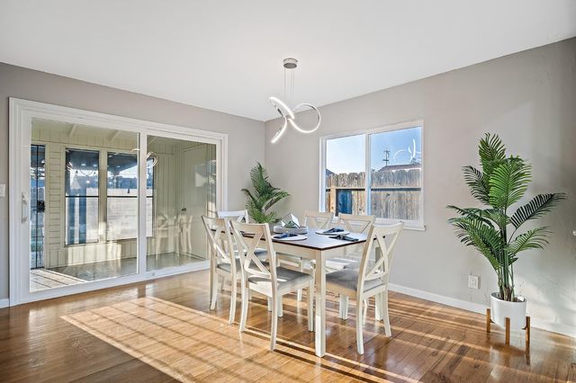 174 Warrington Ave, Oakdale, CA 95361