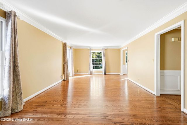 2318 Thornhill Rd, Louisville, KY 40222