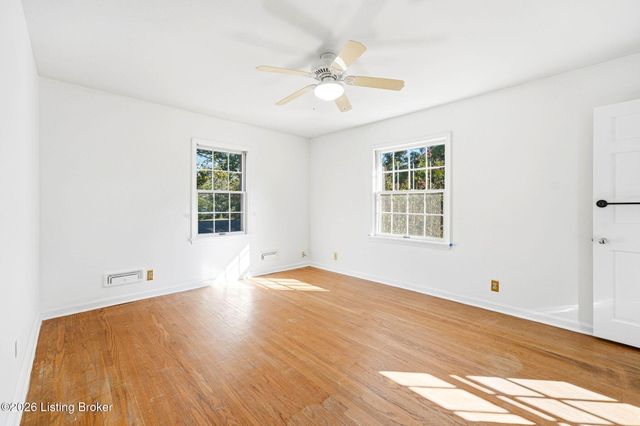 2318 Thornhill Rd, Louisville, KY 40222
