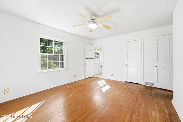 2318 Thornhill Rd, Louisville, KY 40222