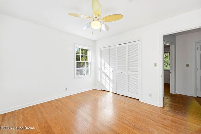 2318 Thornhill Rd, Louisville, KY 40222