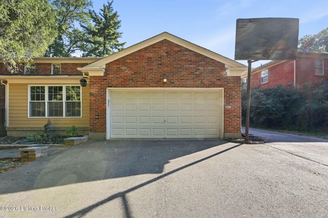 2318 Thornhill Rd, Louisville, KY 40222