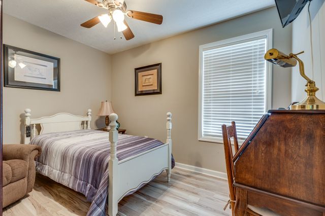 310 Daytona Dr, Cornersville, TN 37047