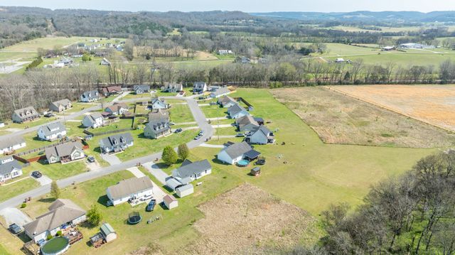 310 Daytona Dr, Cornersville, TN 37047