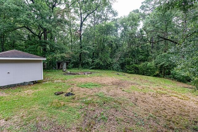 121 Circle Oak Drive, Point Blank, TX 77364