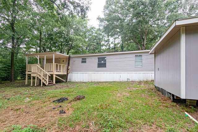 121 Circle Oak Drive, Point Blank, TX 77364