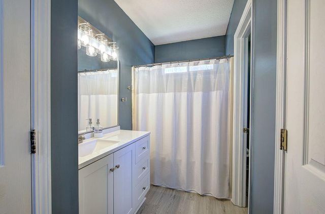 205 Cryder Lane, Canton, GA 30115