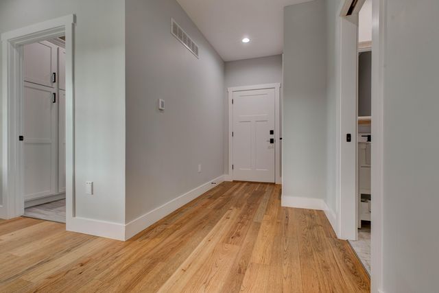 206 Lee Oak Circle, Harrodsburg, KY 40330