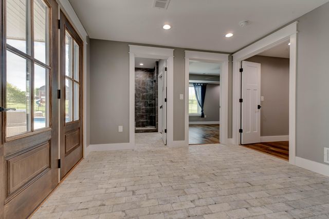 206 Lee Oak Circle, Harrodsburg, KY 40330