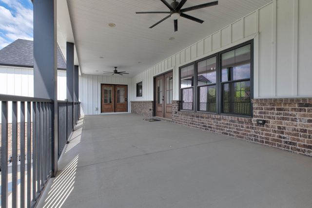 206 Lee Oak Circle, Harrodsburg, KY 40330