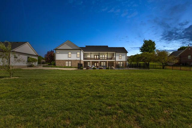 206 Lee Oak Circle, Harrodsburg, KY 40330
