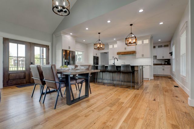 206 Lee Oak Circle, Harrodsburg, KY 40330